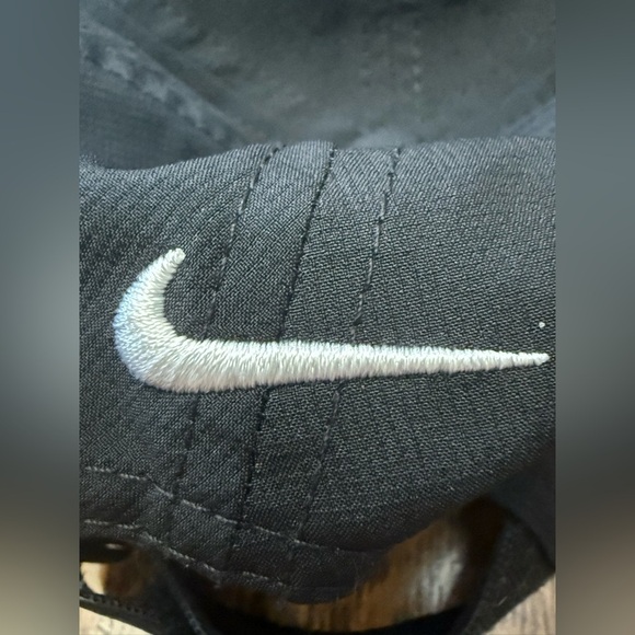 Nike Legacy 91 Dri-Fit Strap Back Black Hat Lightweight Running Golf Fitness OS - Picture 6 of 9